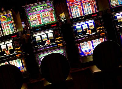 Spielautomaten und Slots im Casino Spielautomaten und Slots im Casino